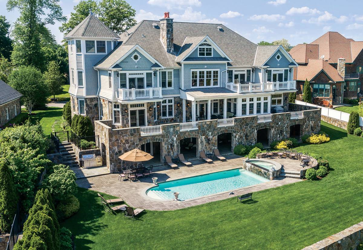 Experience Life on the Sound at This Port Chester Estate