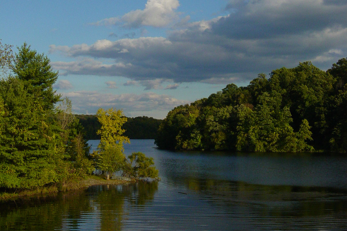 6 Scenic Westchester Hikes With Water Views